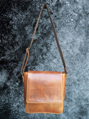 Girl Side Bag Tan 24×22×9.5 cm